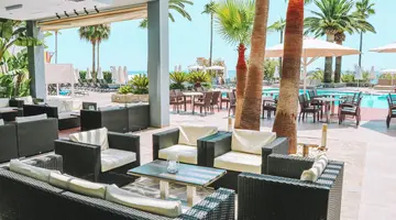 Marins Suites Hotel