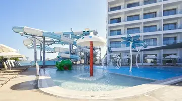 Maris Grand Waterpark Resort