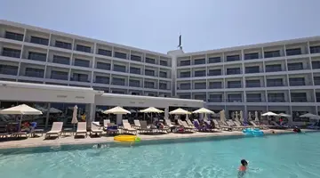 Maris Grand Waterpark Resort