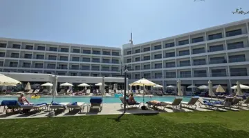 Maris Grand Waterpark Resort