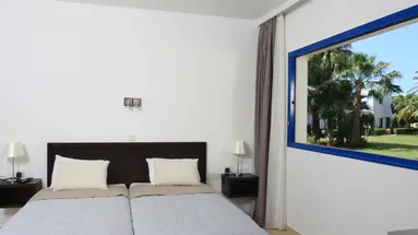 Marismare Apartments