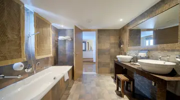 Maritim Antonine Hotel and Spa