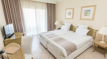 Maritim Antonine Hotel and Spa