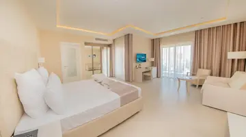 Maritim Antonine Hotel & Spa