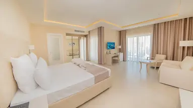 Maritim Antonine Hotel & Spa