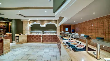 Maritim Antonine Hotel & Spa