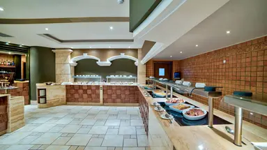 Maritim Antonine Hotel & Spa