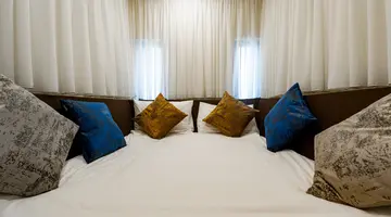 Maritim Antonine Hotel & Spa