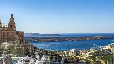 Maritim Antonine Hotel & Spa