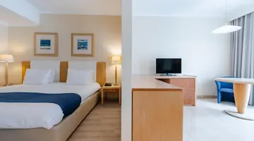Maritim Antonine Hotel & Spa