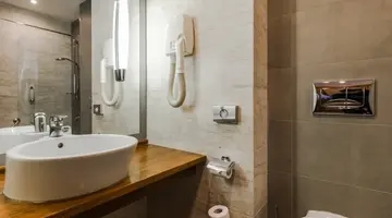 Maritim Antonine Hotel & Spa