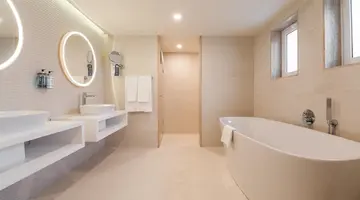 Maritim Antonine Hotel & Spa