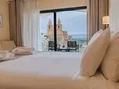 Maritim Antonine