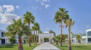 Maritim Jolie Ville Resort & Casino