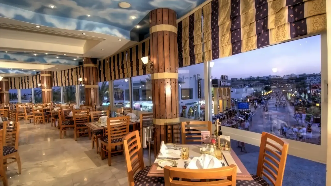 Maritim Jolie Ville Resort & Casino