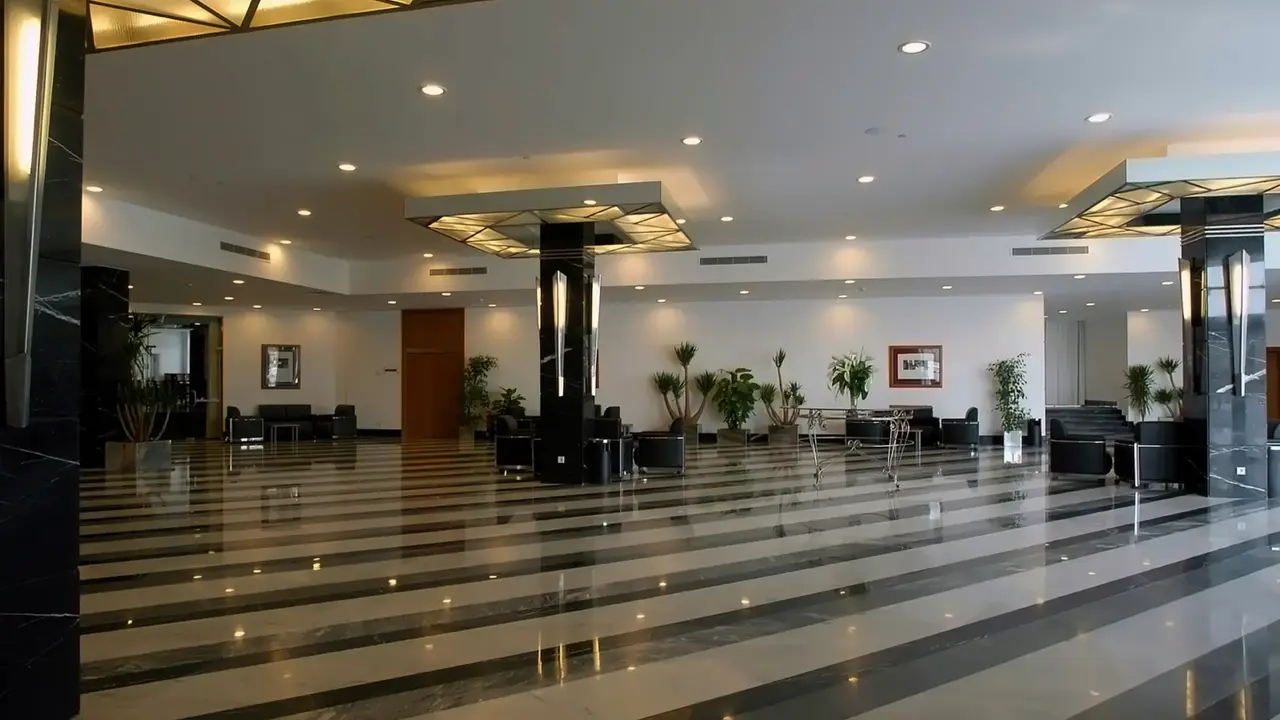 Maritim Jolie Ville Resort & Casino
