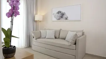 Maritimo Beach Hotel