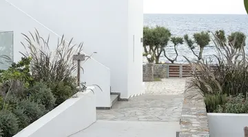 Maritimo Beach Hotel