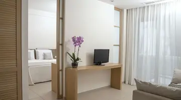 Maritimo Beach Hotel