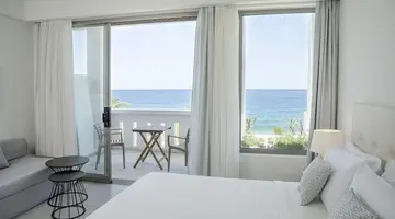 Maritimo Beach Hotel