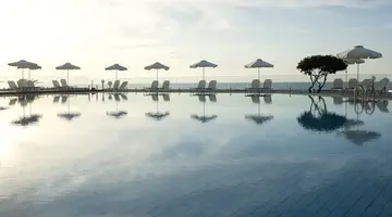 Maritimo Beach Hotel