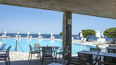 Maritimo Beach Hotel