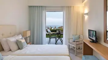Maritimo Beach Hotel