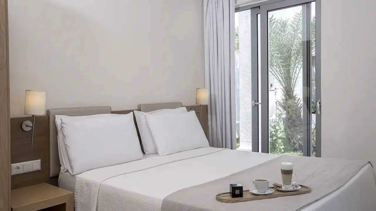 Maritimo Beach Hotel