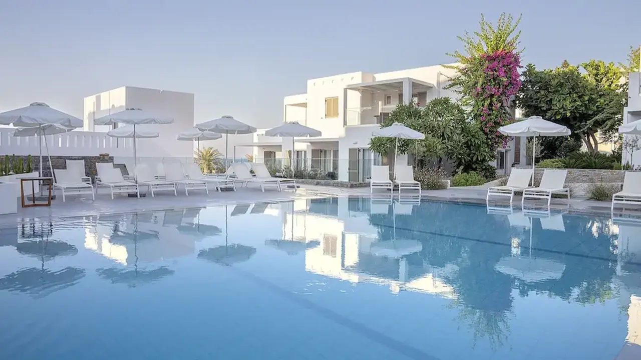 Maritimo Beach Hotel