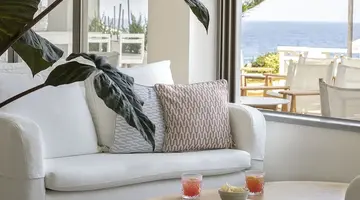 Maritimo Beach Hotel