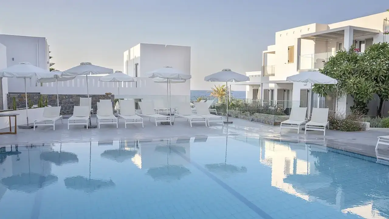 Maritimo Beach Hotel