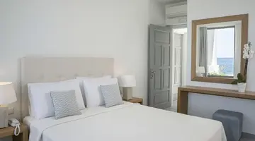 Maritimo Beach Hotel