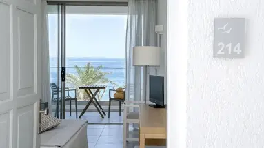 Maritimo Beach Hotel