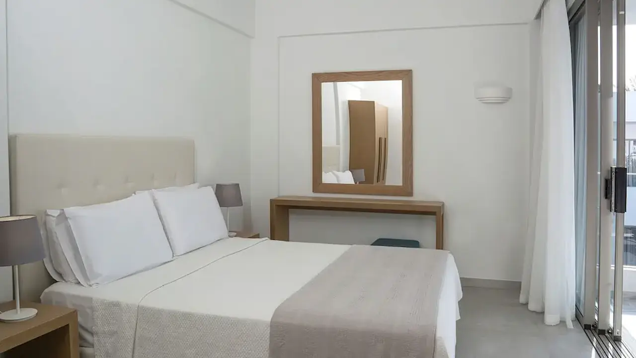 Maritimo Beach Hotel