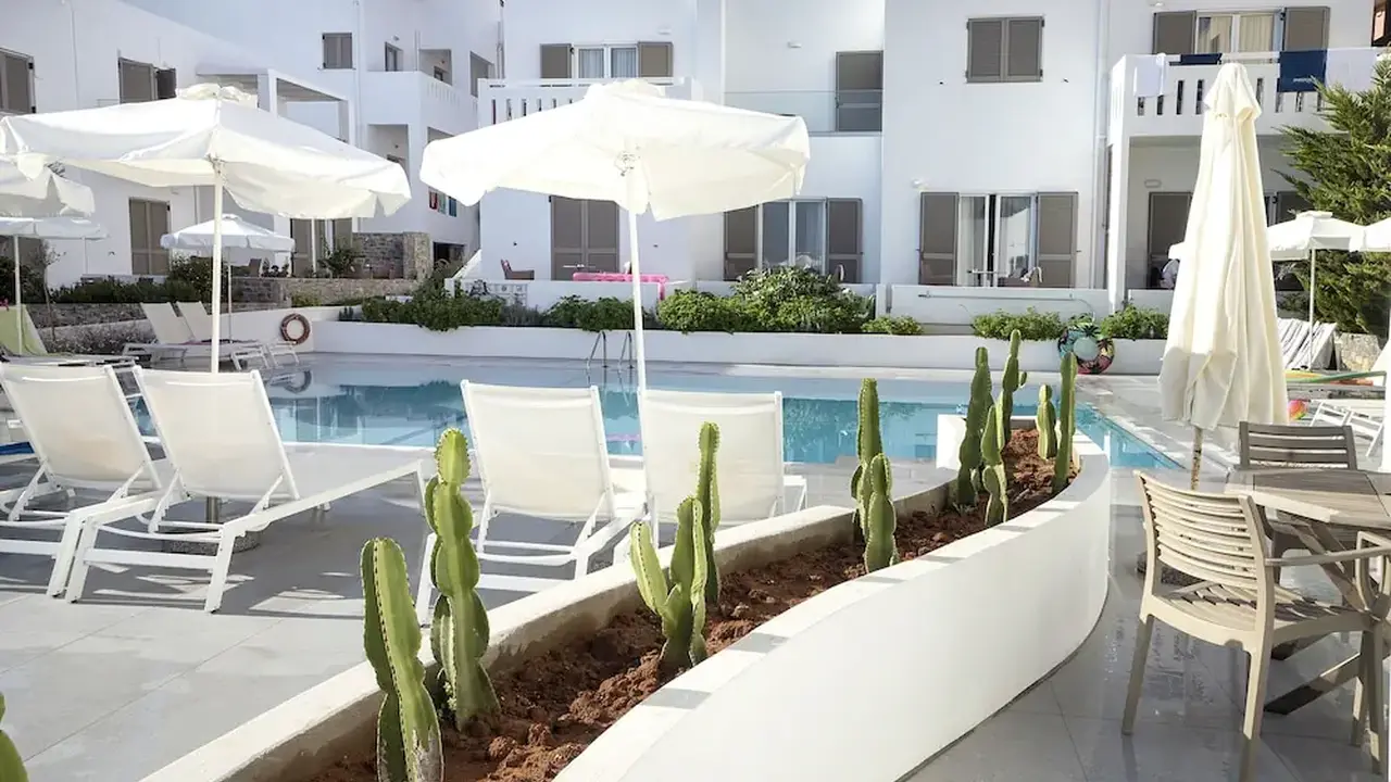 Maritimo Beach Hotel