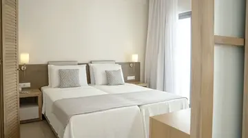 Maritimo Beach Hotel