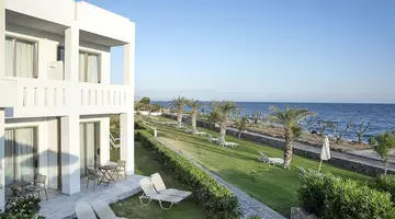 Maritimo Beach Hotel