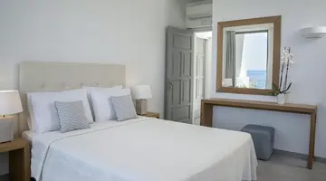 Maritimo Beach Hotel