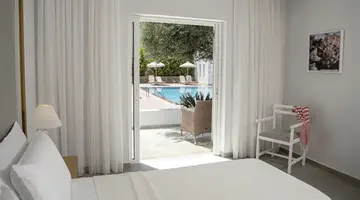 Maritimo Beach Hotel
