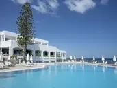 Maritimo Beach Hotel