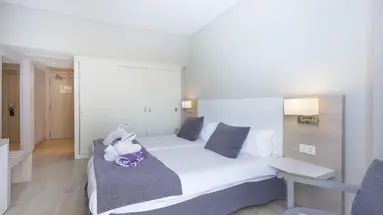 Marivent Be Live Adults Only