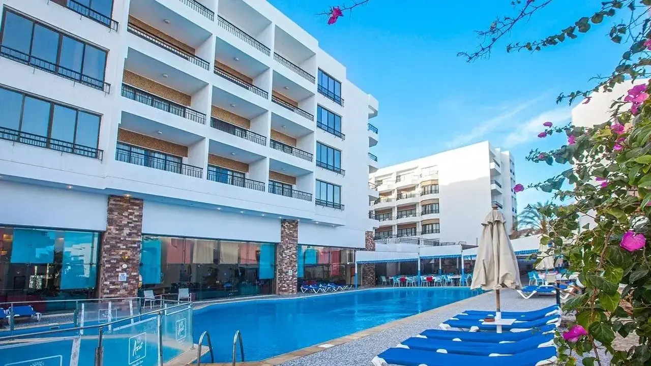 MARLIN INN RESORT