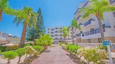 Marlita Beach Hotel Apartments