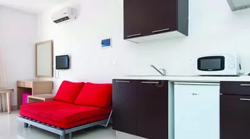 Marlita Beach Hotel Apartments