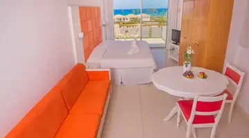 Marlita Beach Hotel Apartments