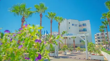 Marlita Beach Hotel Apartments
