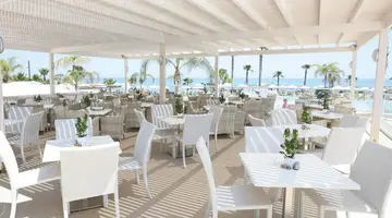 Marlita Beach Hotel Apartments