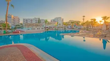 Marlita Beach Hotel Apartments