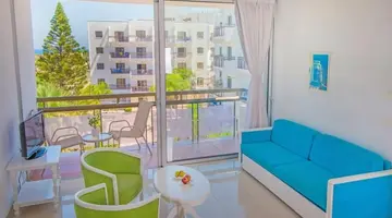 Marlita Beach Hotel Apartments