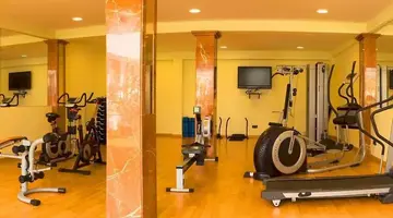 Marques Universal Hotel